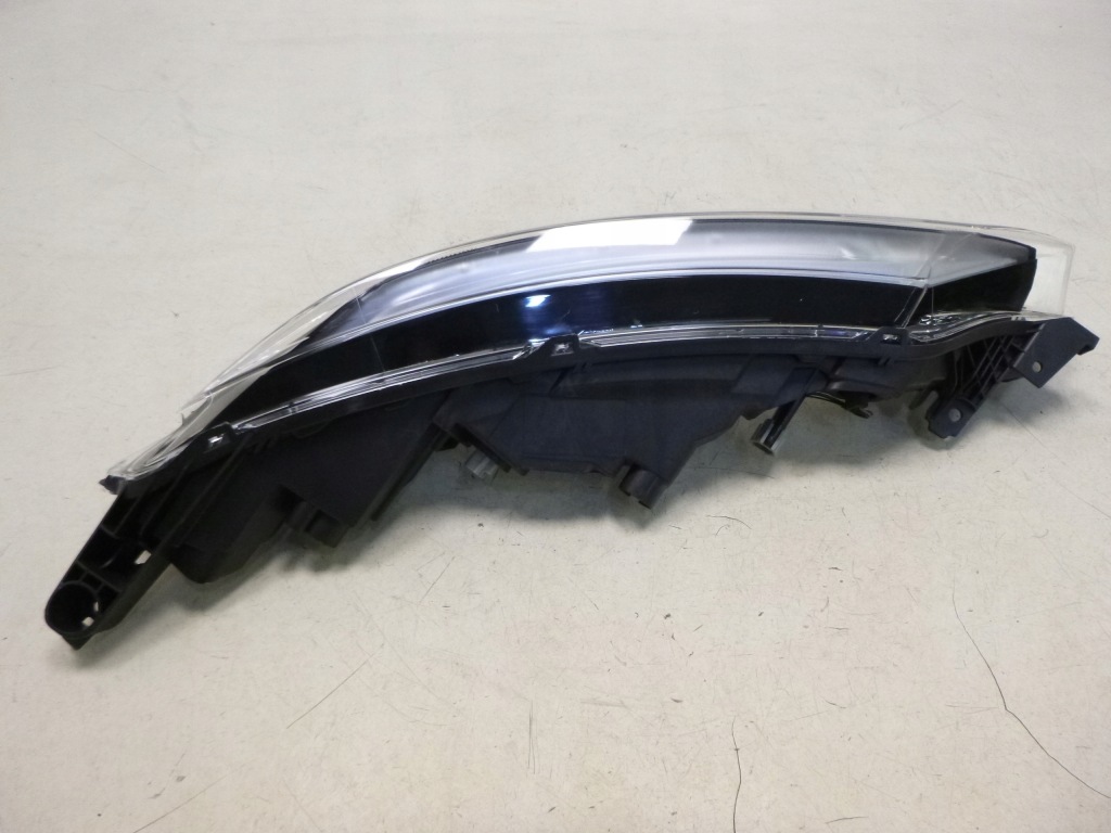 Nissan juke 2 фара правый  левая перед передние комплект с Разборки