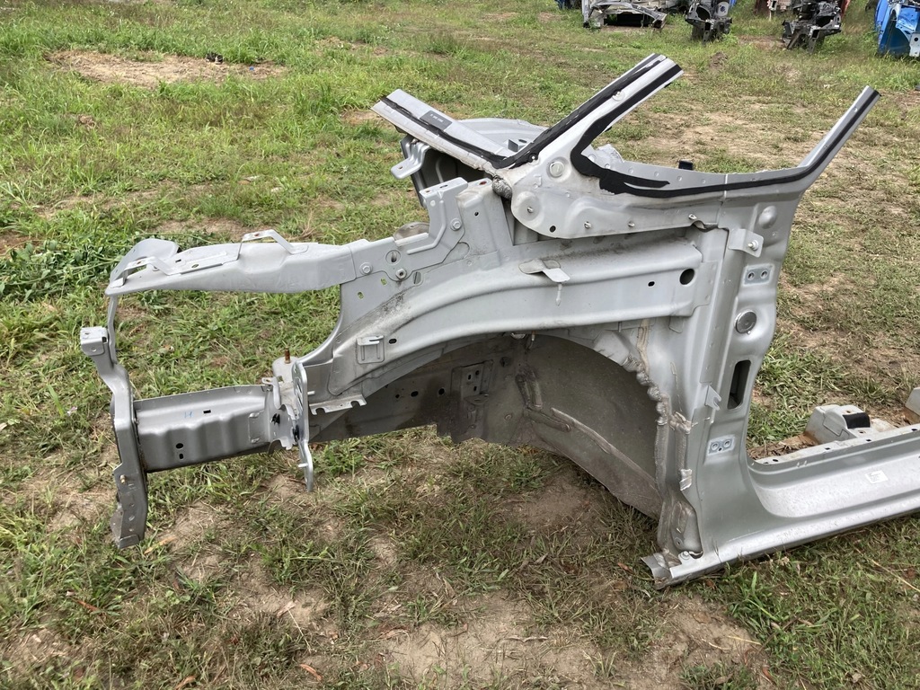 фото №1, Четверть левый перед citroen c4 grand picasso ii 13-