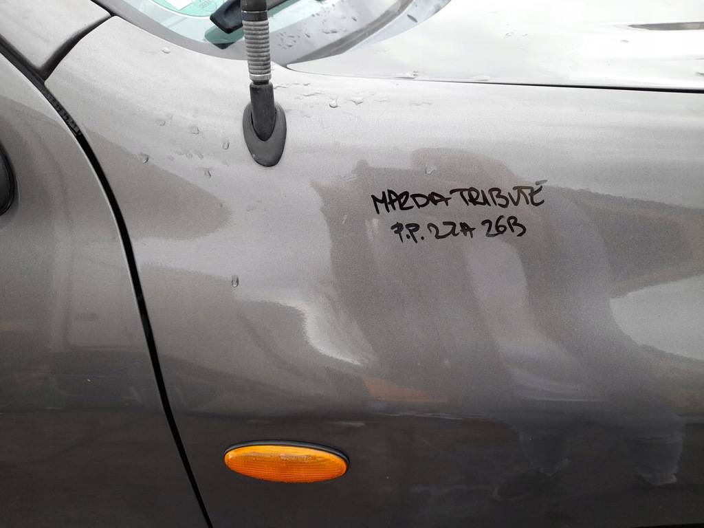 фото №9, Mazda tribute крила правий перед передній 26b