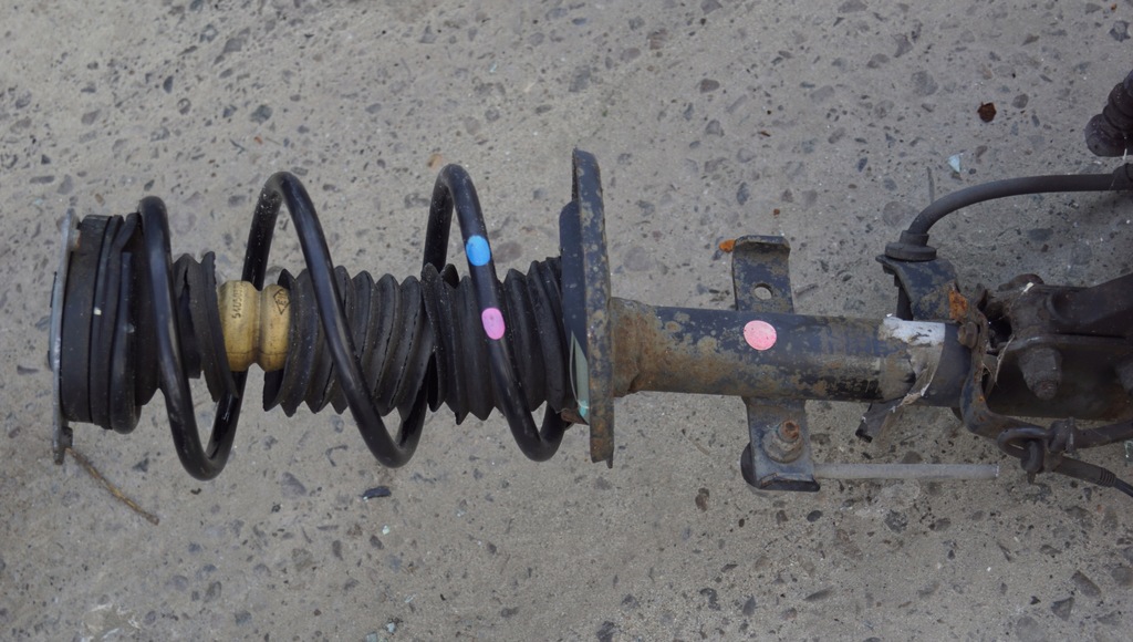 фото №6, Поворотный кулак амортизатор правый перед renault captur i 1.5dci