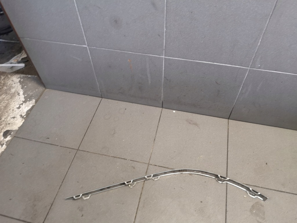 фото №11, Молдинг бампера задня хром vw passat b7 3af807459