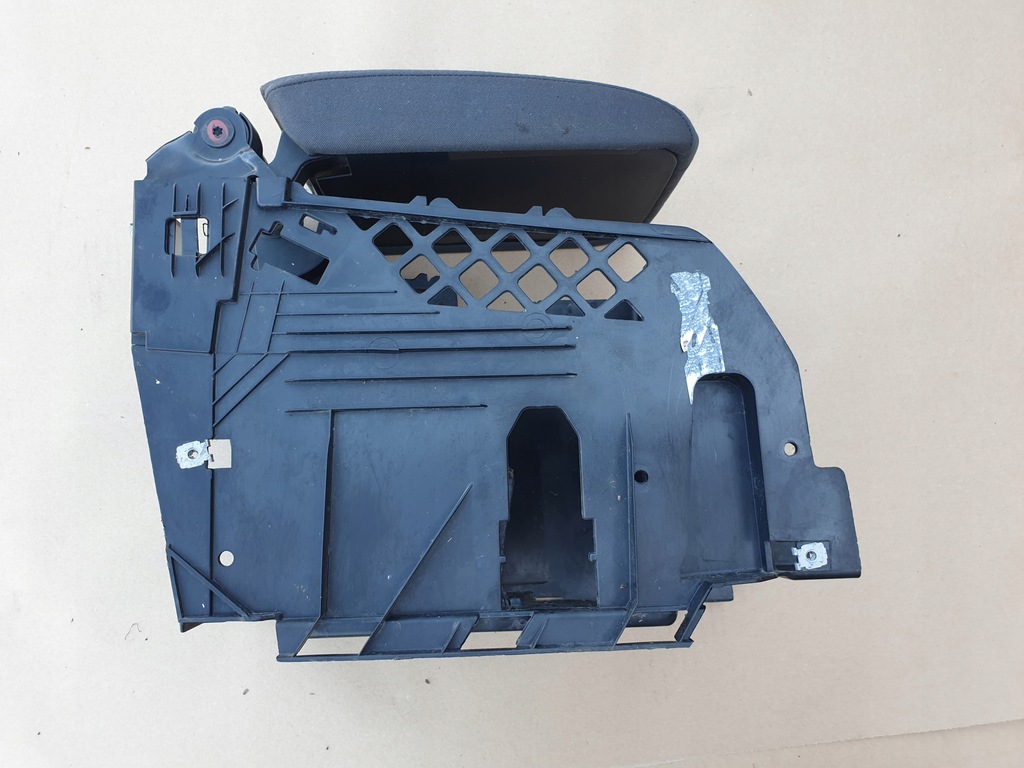 фото №13, Підлокітник регульований тунель середнього vw golf v 1k оригінальний номер eu