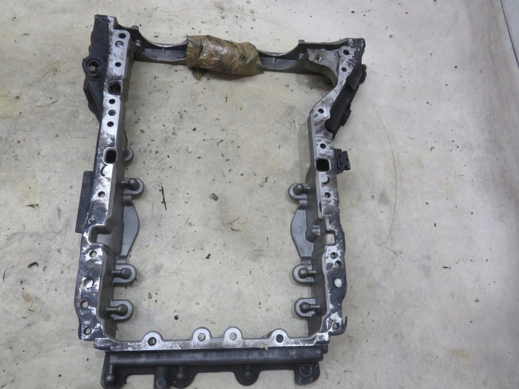 Купить Поддон масляная mercedes 2.2 cdi a6510140302