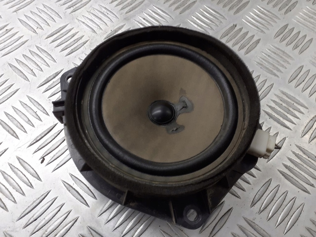 фото №1, Динамик левый задняя toyota yaris verso 86160-52030