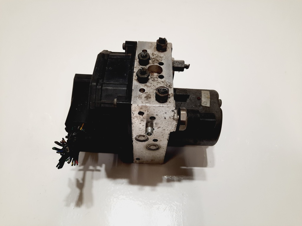 фото №1, Mazda rx8 rx-8 насос abs 0265225242 p153437a0