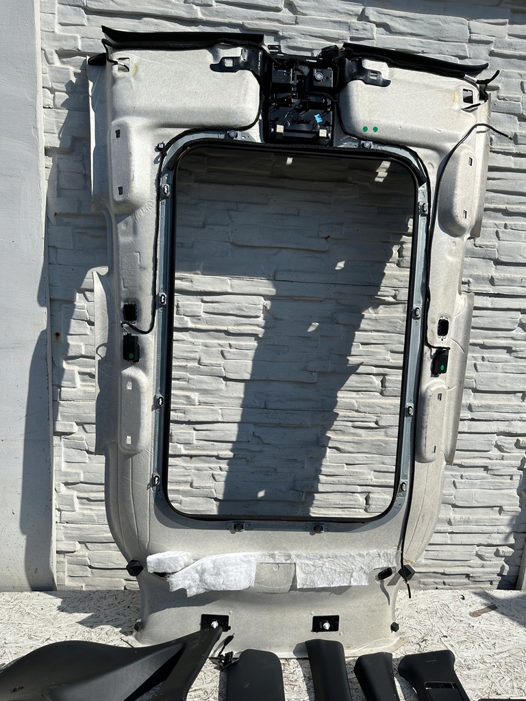 фото №8, Kuga mk3 стеля st czarna панорама