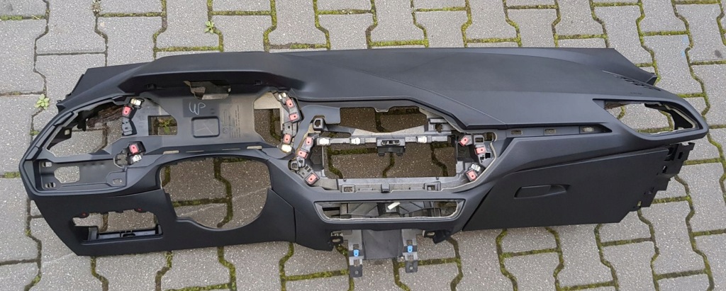 фото №10, Bmw f40 2 f44 приборная панель приборная панель navi hud czarna bez нити szwu динамика оригинал