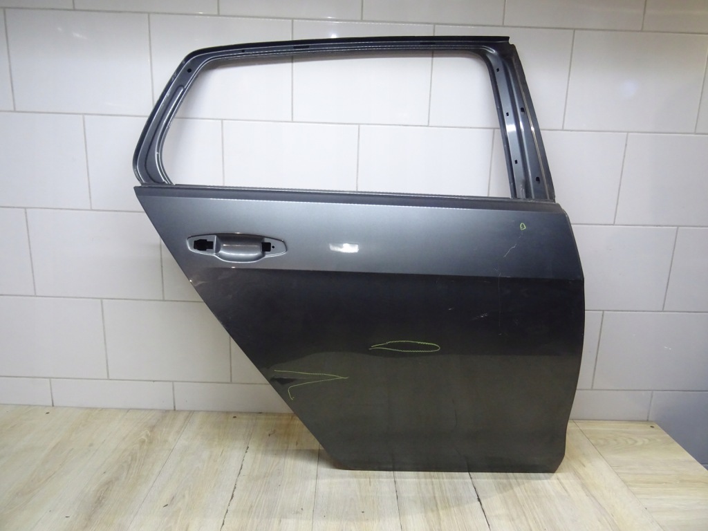 Купити Двері задній задні праве golf vii hb 5g4833312l