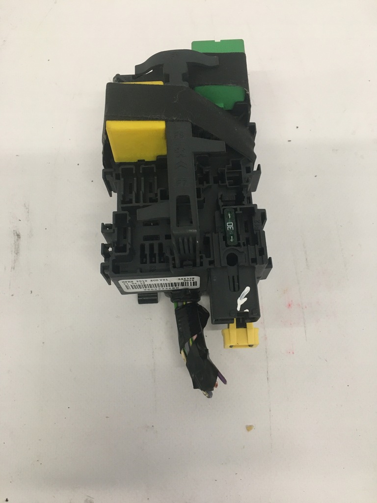 фото №1, Коробка предохранителей peugeot 208 12-19