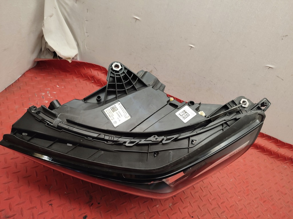 фото №10, Bmw g60 full led niebieska blue full led nie-klejona ładna лампа ліва