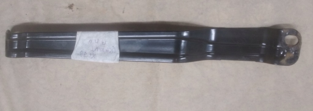 фото №1, Кронштейн кронштейн аккумулятор volvo xc70 2.4d5