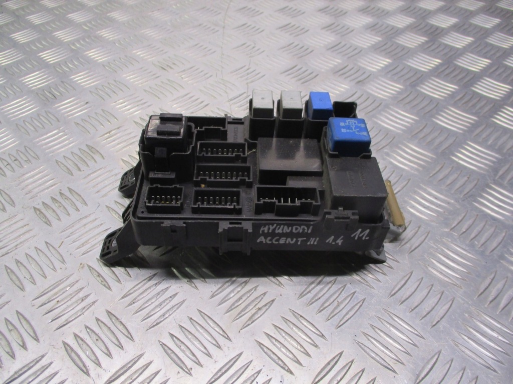 фото №1, Коробка предохранителей hyundai accent iii