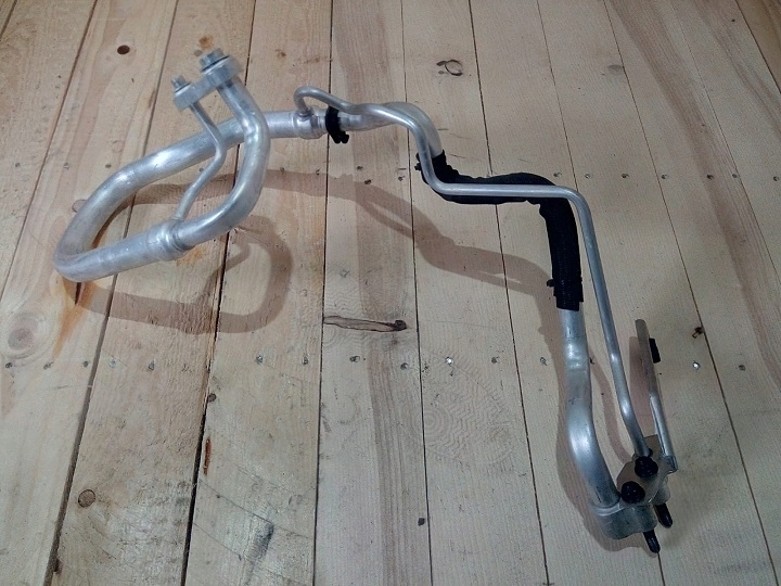 фото №1, Jeep grand cherokee wk2 трубка шланг кондиціонера