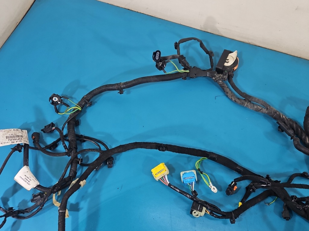 Корпус коробка запобіжників джгут електропроводка peugeot 5008 2 3008 Ціна