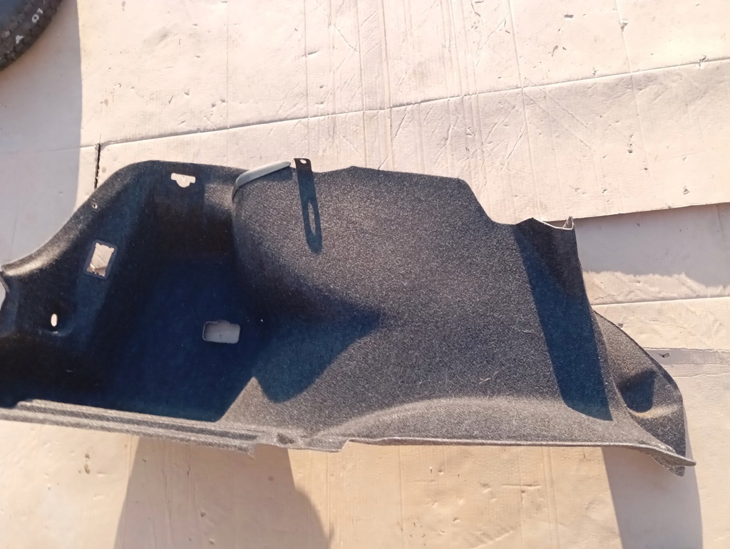 фото №16, Chrysler 300 ii 12-22r обшивка багажника правий лівий задня оббивка 300s