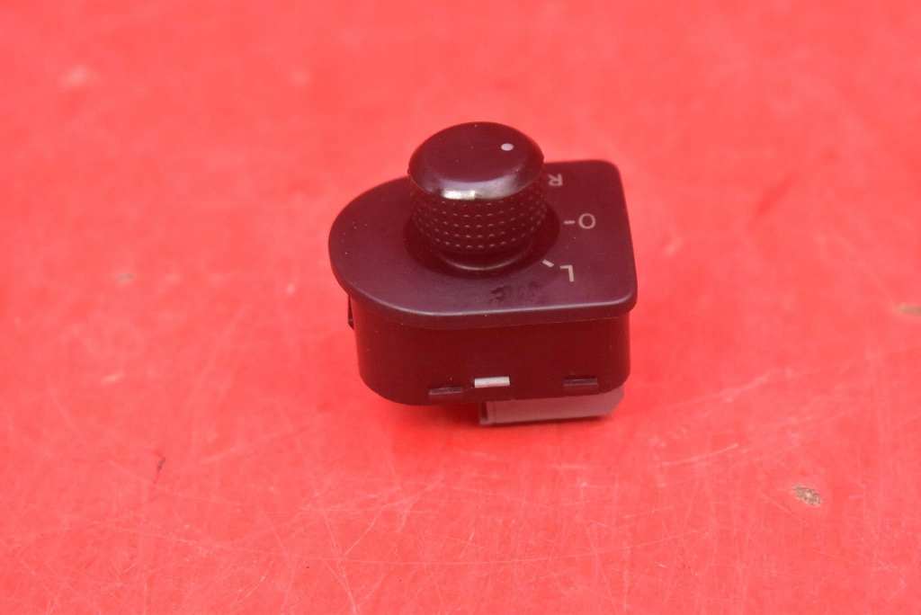 фото №5, Панель регулировки зеркал 1j1959565d vw bora 98-05