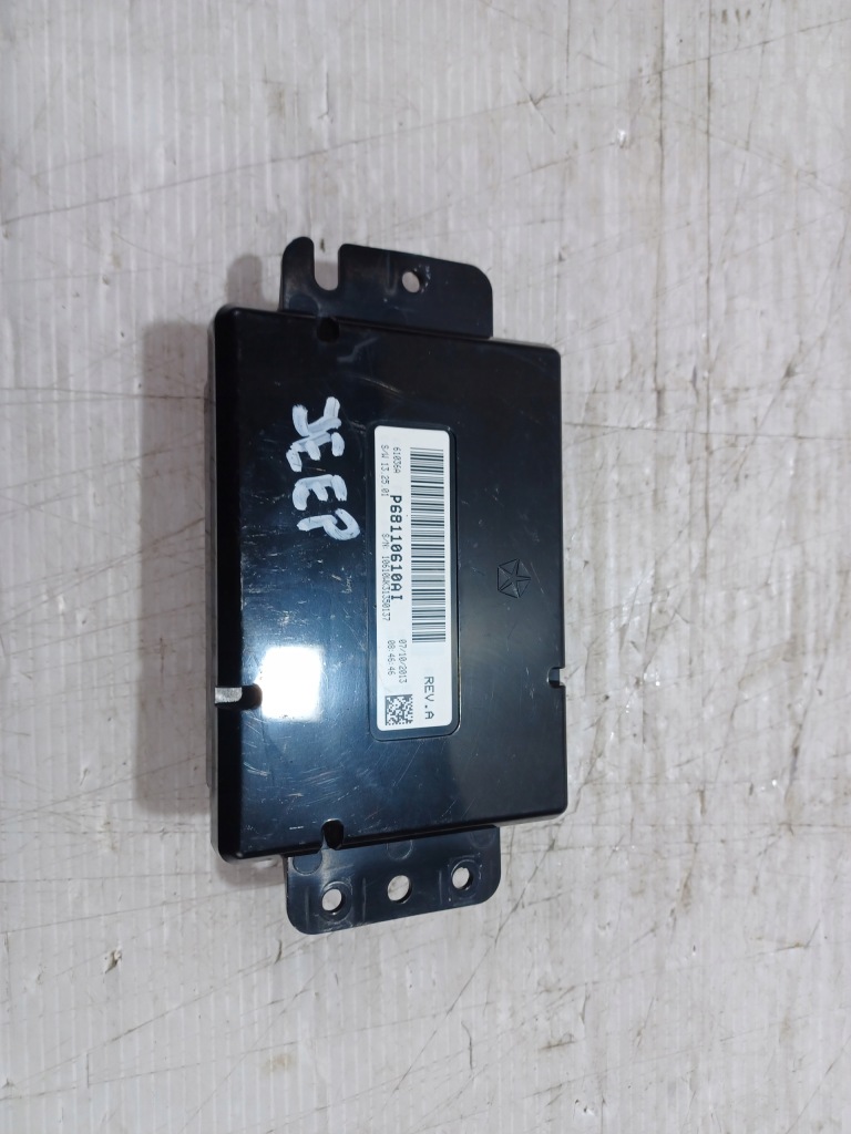 фото №1, Модуль вентилятор jeep grand cherokee wk2 p68110610ai