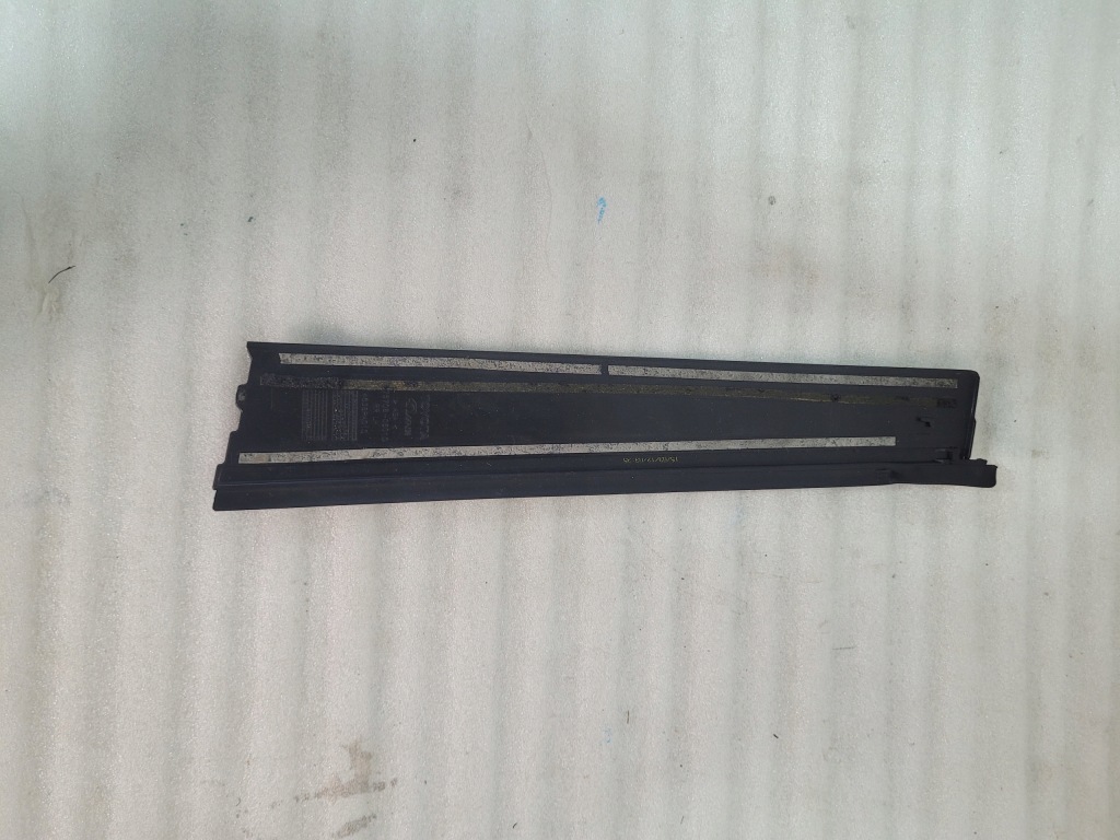 фото №2, Toyota avensis t27 молдинг стійка двері лівий задня