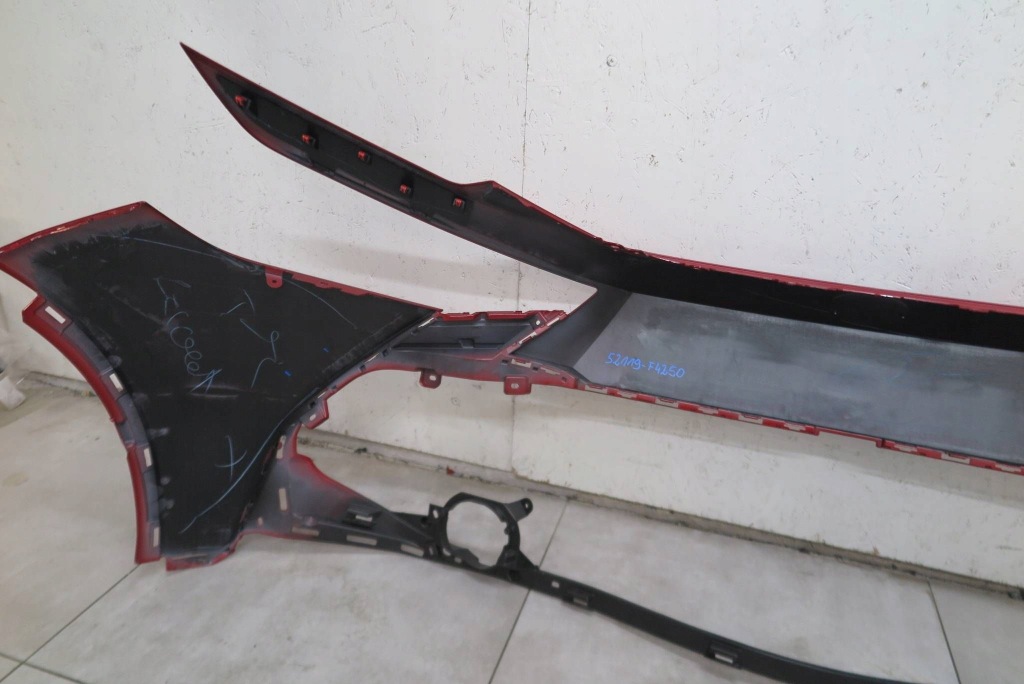 Бампер перед передній toyota c-hr 2 52119-f4250 Ціна