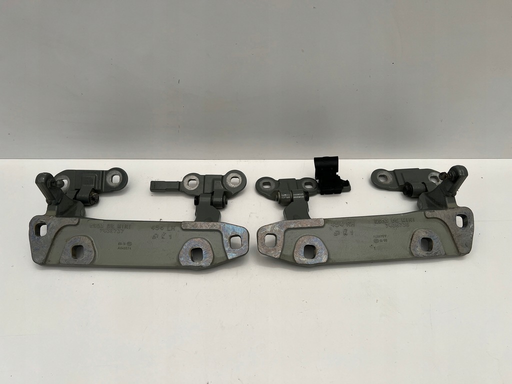 фото №1, Петля крышки багажника правый mini clubman f54