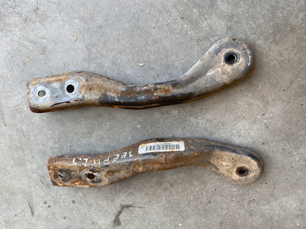 фото №1, Балка кронштейн кронштейн jeep cherokee kl 68156457ac