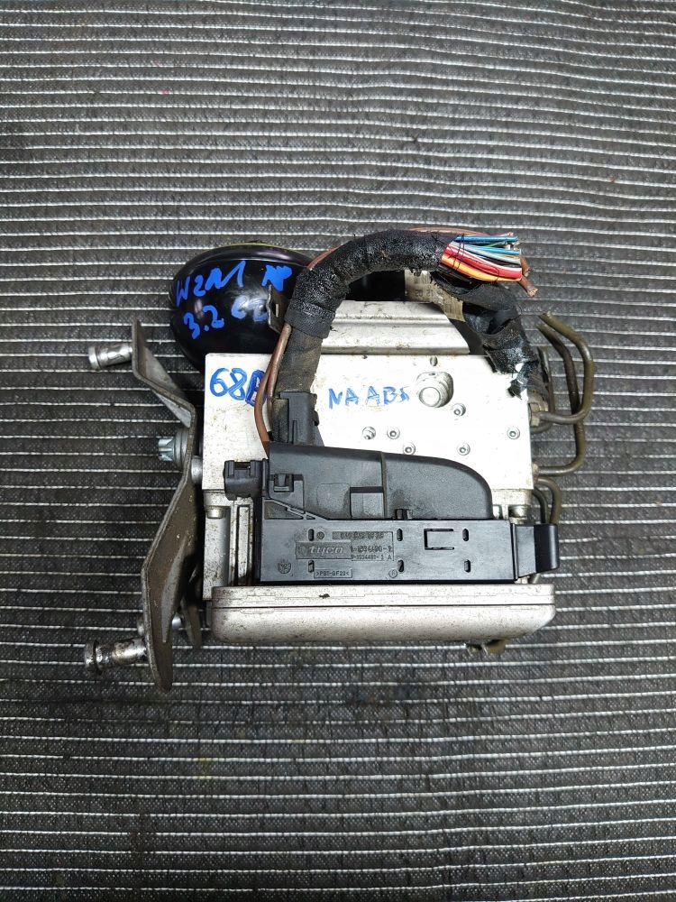 фото №1, Штекер насоса abs sbc mercedes e-klasa w211