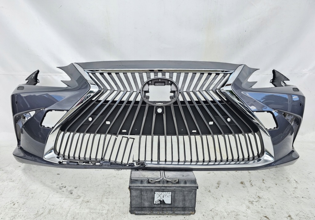 фото №1, Бампер lexus es vii 7 es250 es300 es330 2018 - перед омивачі pdc передній