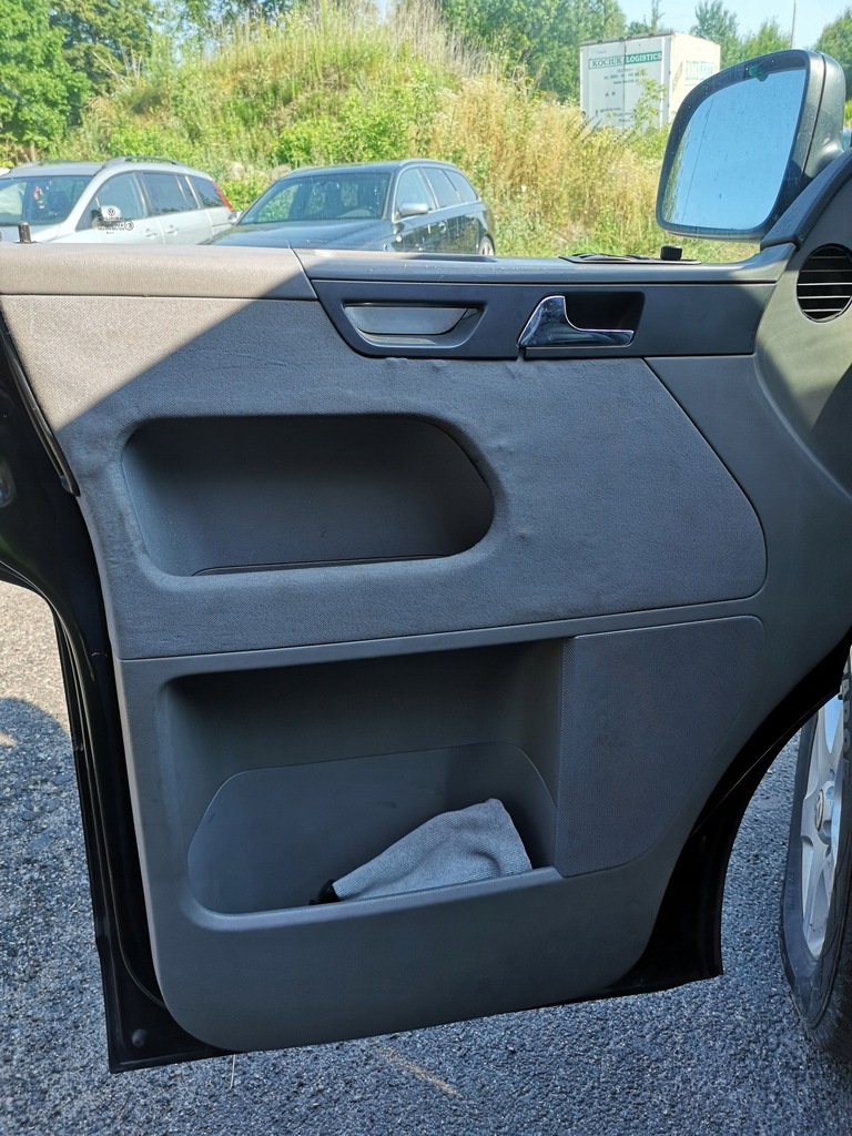 фото №1, Обшивка обивка дверь левый перед vw t5 multivan
