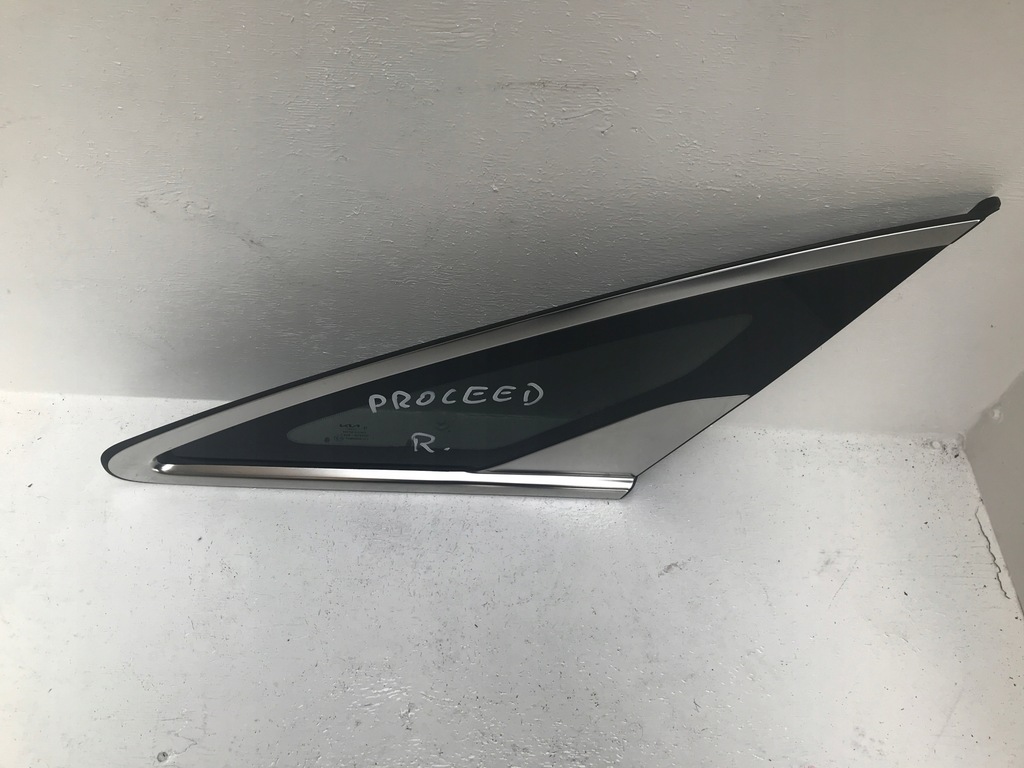 фото №1, Kia proceed iii lift стекло кузовная правая хром