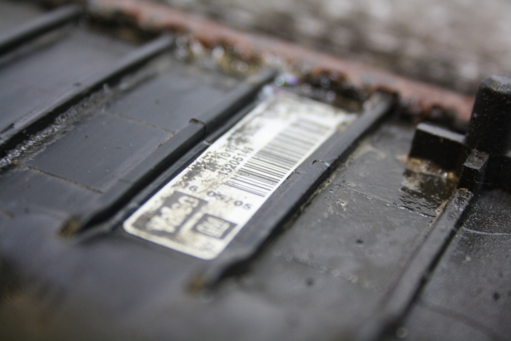 Радиатор воздуха интеркулер fiat croma 2 2,4 20v jtd 13205149 Оригинал