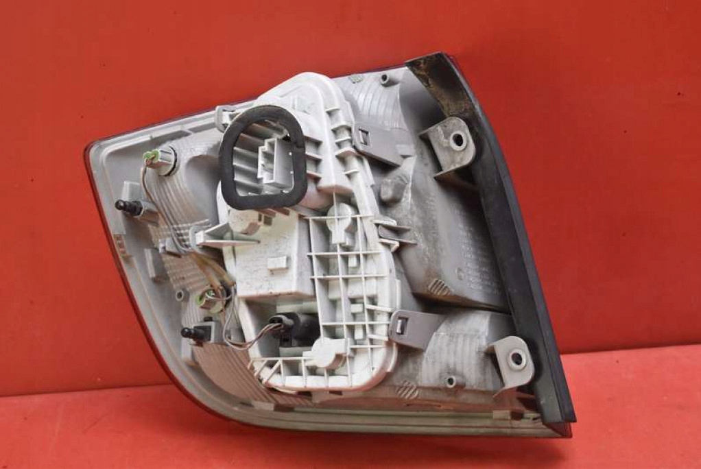 фото №6, Лампа права задня задня 5jh945096 skoda rapid hb 12-17