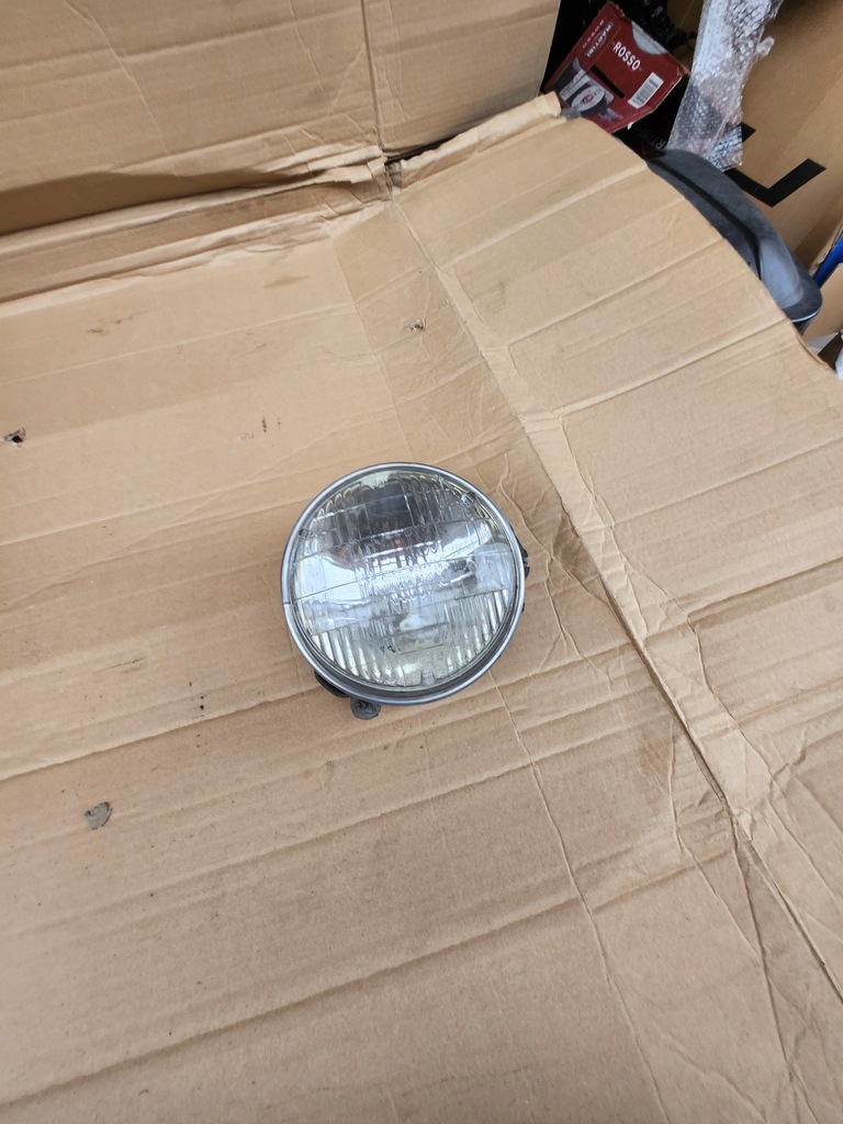 фото №7, Лампы передние chrysler 300 k 1964 orginał комплект