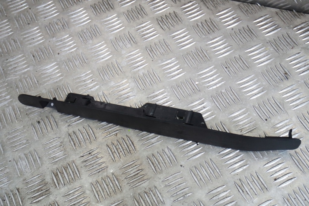 фото №1, Защита петля крышки porsche 991 99156187900