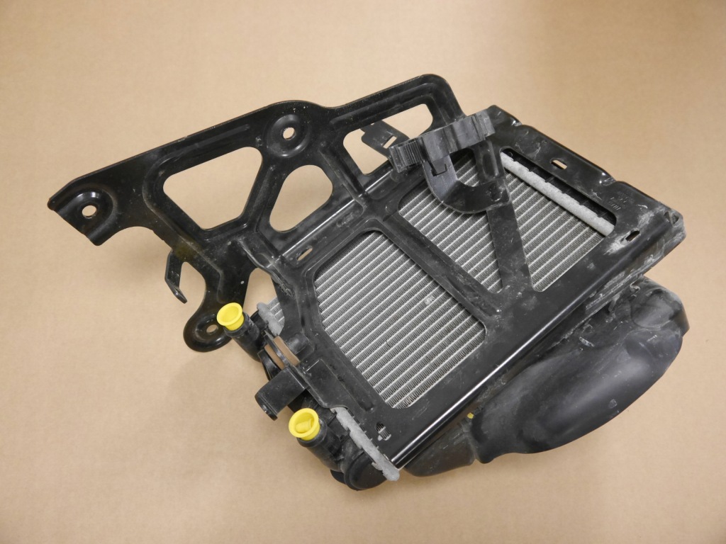 фото №5, Audi оригинальный номер 5q0121251ha дополнительная радиатор wody