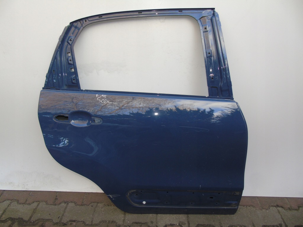 Купить Fiat 500l дверь правое