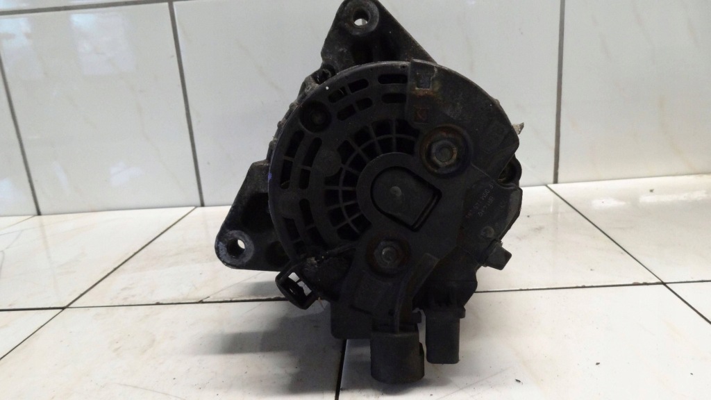 Citroen c3 1.4 hdi 2002 генератор комплектный  0124525034 c631988r 150a в Украине