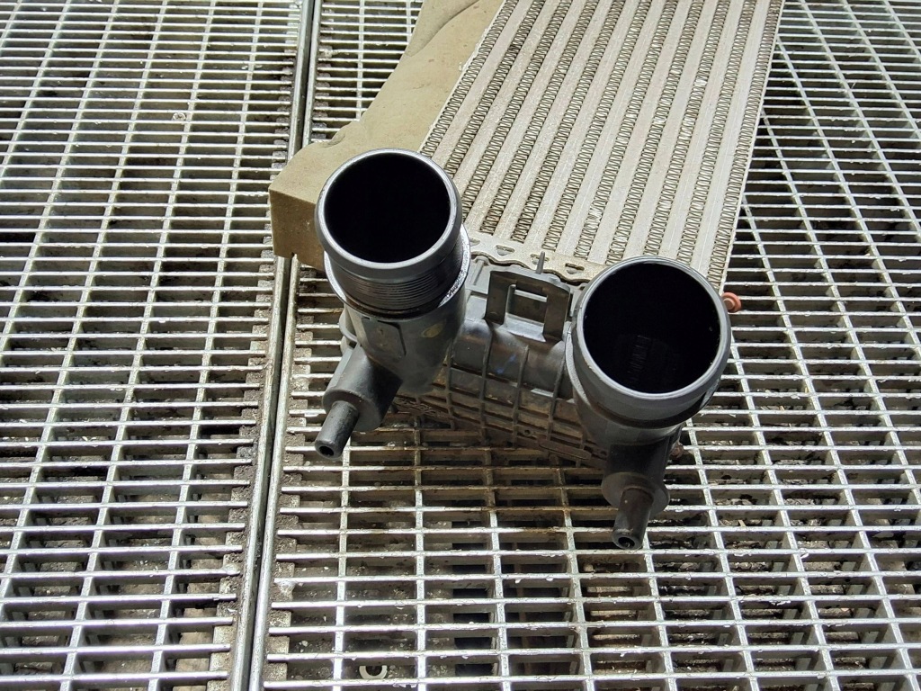 Інтеркулер ford turneo courier mt766k775ba Оригінал