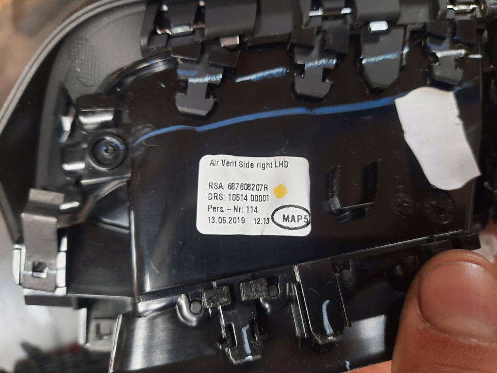 фото №7, Renault clio v 1.5bdci решётка обдув впуск kpl.