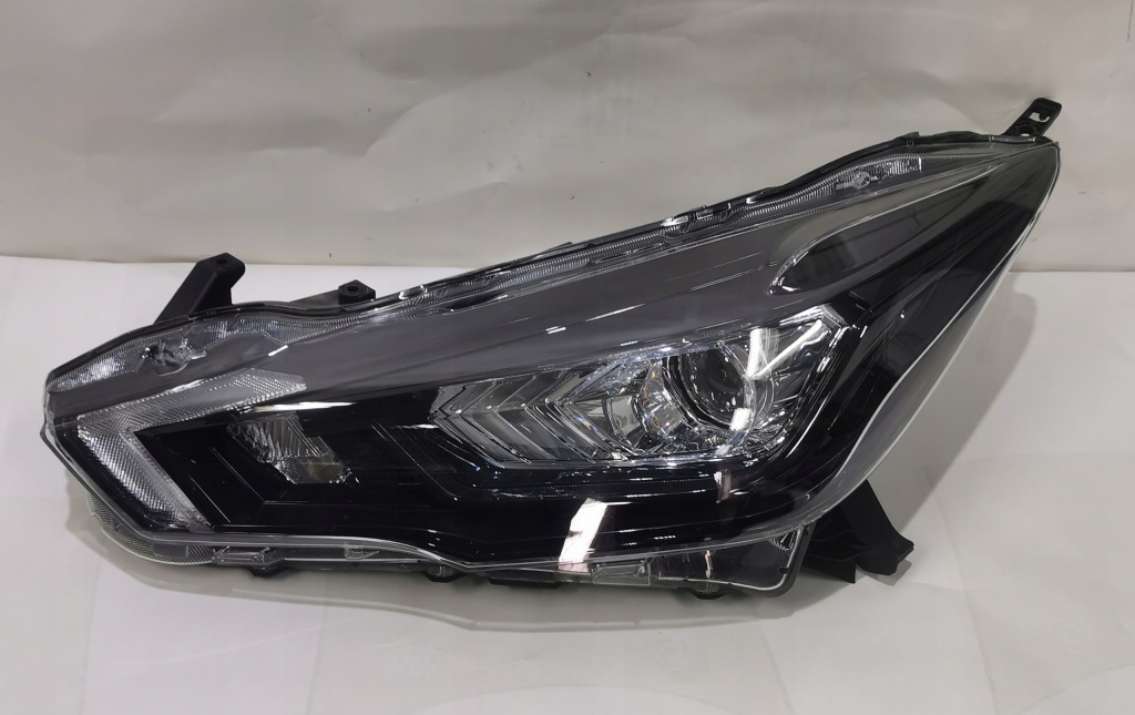 фото №1, Лампа full led левая левый перед nissan micra k14