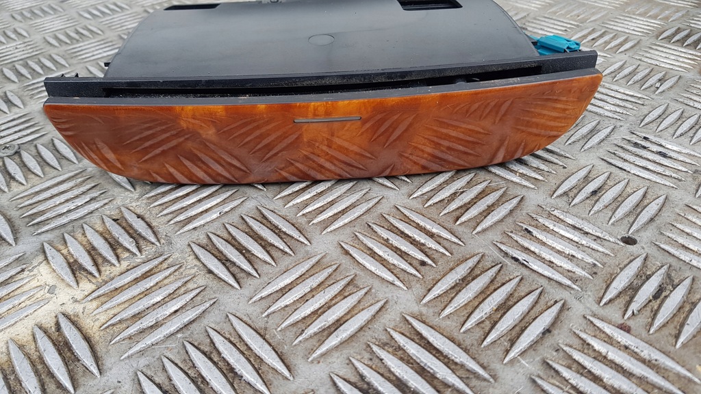 фото №2, Mercedes w211 попільничка бардачок drewno