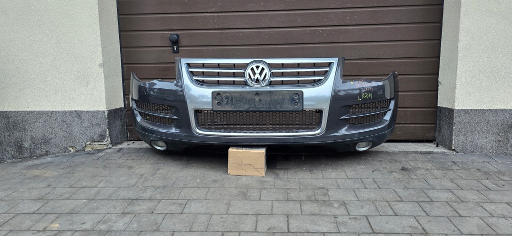 фото №1, Бампер передній перед vw touareg 7l i lift 06-10 pdc lr7m