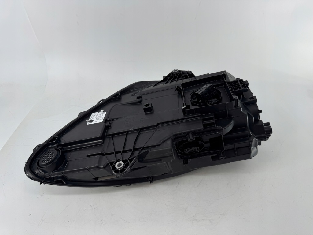 Porsche macan matrix full led фара ліва в Україні