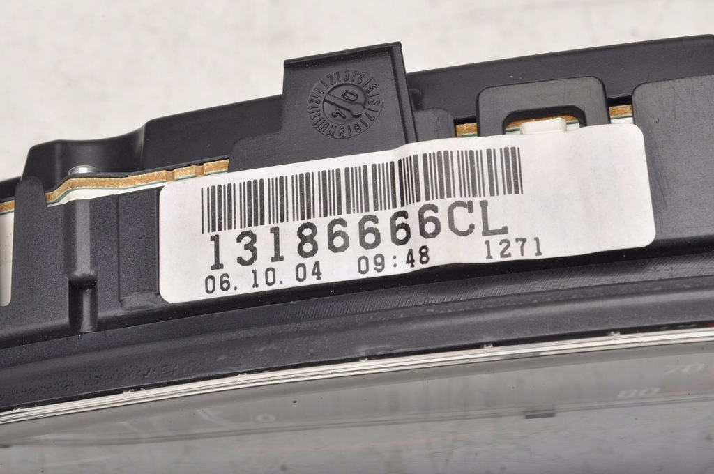 фото №8, Opel signum 3.2 v6 211km счетчик приборы 13186666cl europa