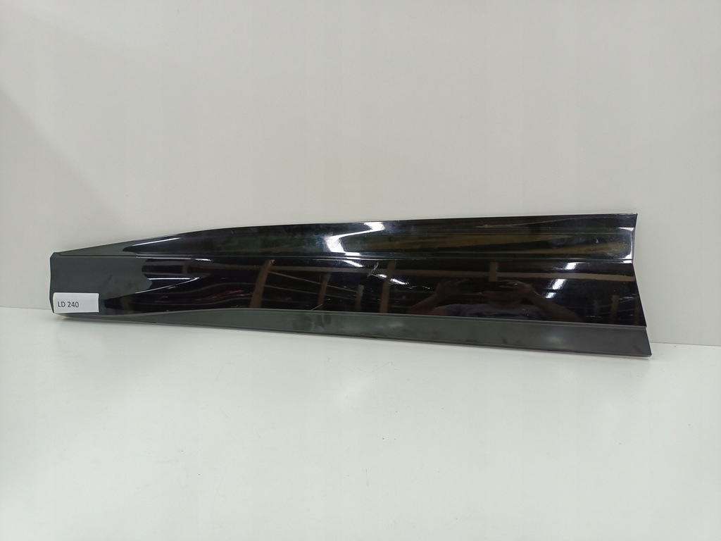 фото №1, Audi q4 e-tron накладка двері ліва 89a853959a