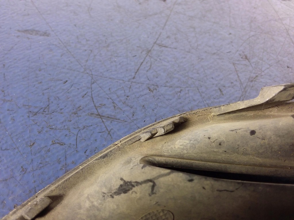 фото №5, Volvo xc60 i решітка протитуманної фари права 31290658