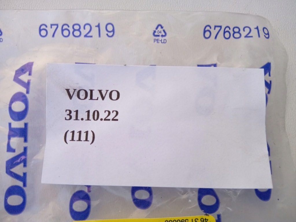 Volvo s60 v60 s80 кліпса обшивка дверний оригінальний номер Доставка