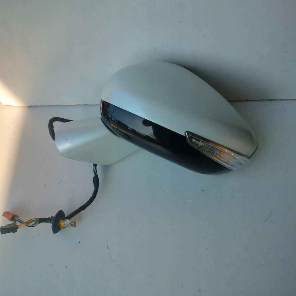 Купити Дзеркало ліва citroen ds5 10 pin