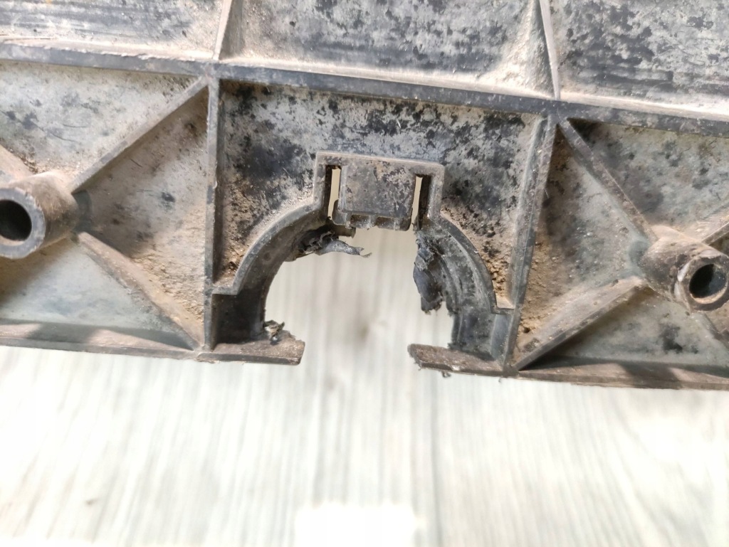 фото №9, Tesla model 3 накладка нижняя бампера передний 108417400d