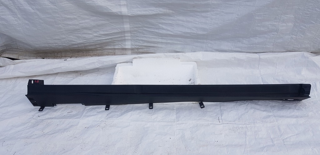 фото №1, Jaguar i-pace x590 ev400 18- молдинг поріг права поріг правий