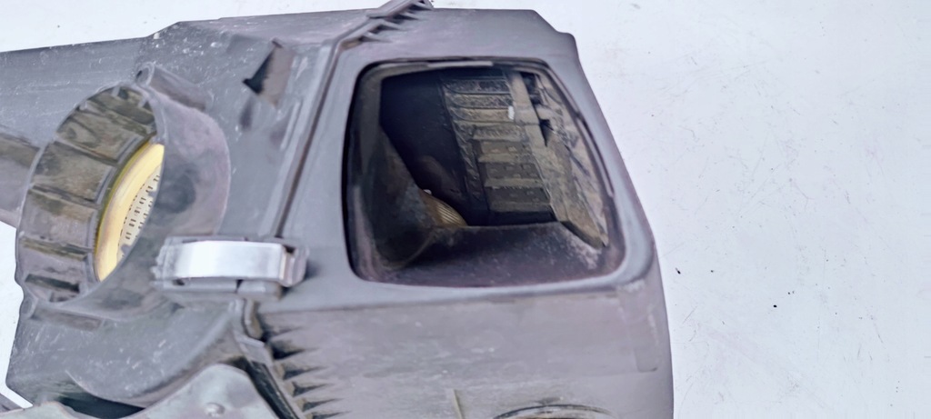 фото №8, Корпус фильтра воздуха audi a6 c6 4f0133835m